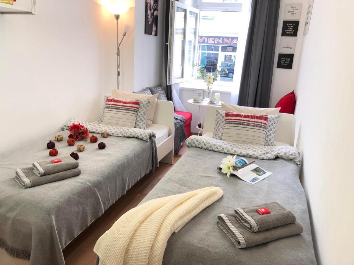 Апартаменты "Be My Guest" Near Metro Station! Вена Экстерьер фото